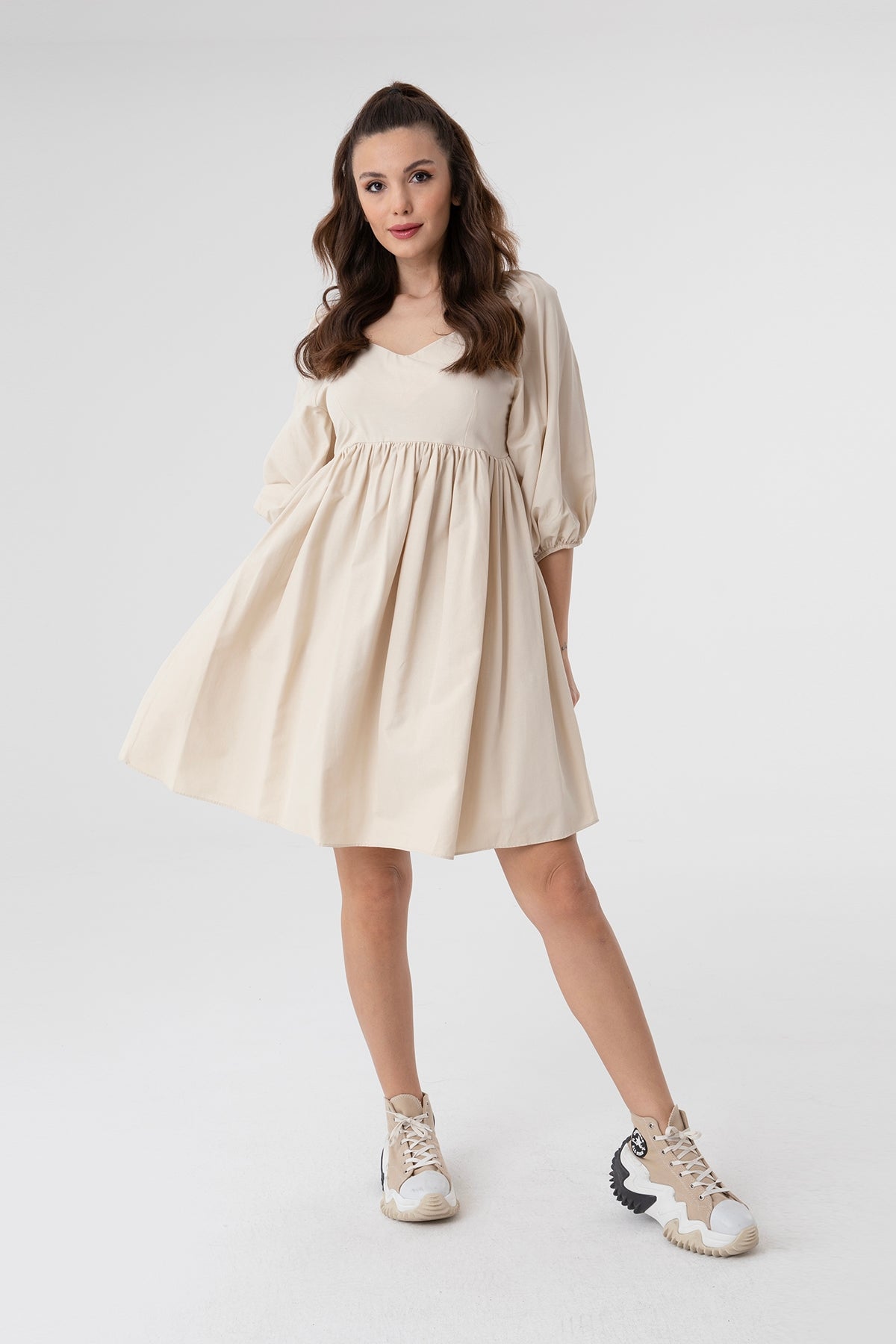 Kadın V Yaka Balon Kol Büzgülü Mini Elbise-31153ELB