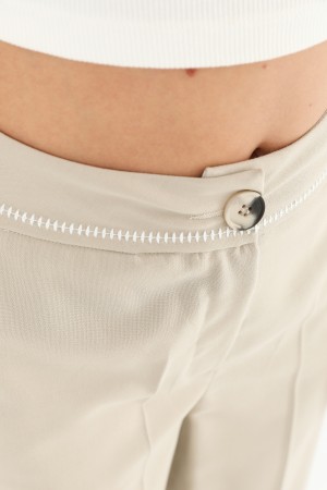 Kadın Beli Nakış Detaylı Geniş Paça Pantolon - 31976PNT Kadın Beli Nakış Detaylı Geniş Paça Pantolon - 31976PNT