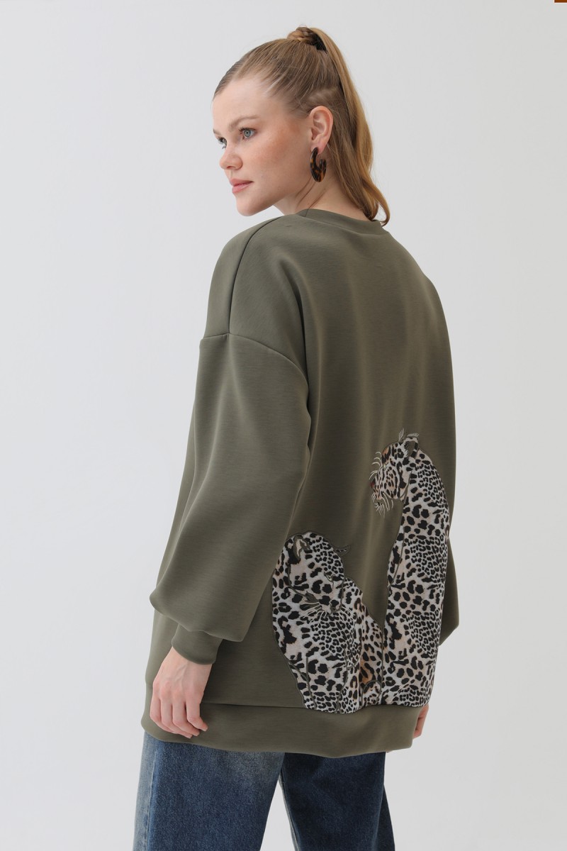 Kadın Arkası Leopar Detaylı Sweatshirt-32112SWT Kadın Arkası Leopar Detaylı Sweatshirt-32112SWT