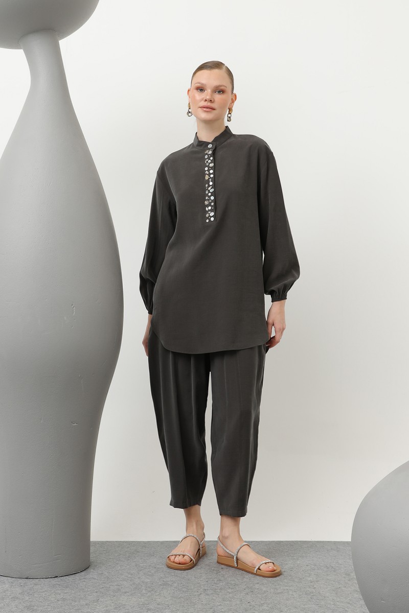 Women's Trouser Suit with Seashell Embroidered Placket - 14307TKS Women's Trouser Suit with Seashell Embroidered Placket - 14307TKS
