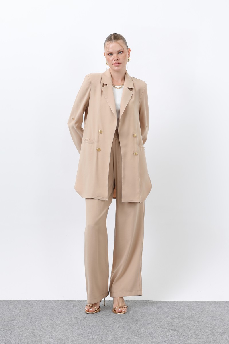 Kadın Düğme Detaylı Pantolonlu Blazer Ceket Takım - 14321TKM