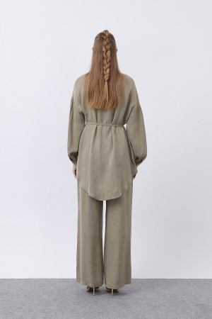 Women's Mandarin Collar and Button Detailed Trouser Suit - 14329TKS