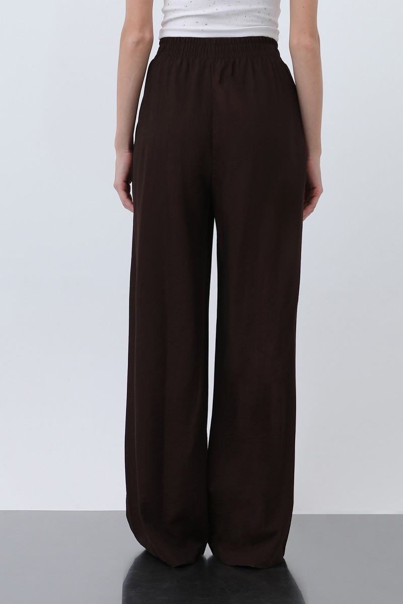 Kadın Beli Lastikli Bol Pantolon - 18239PNT Kadın Beli Lastikli Bol Pantolon - 18239PNT