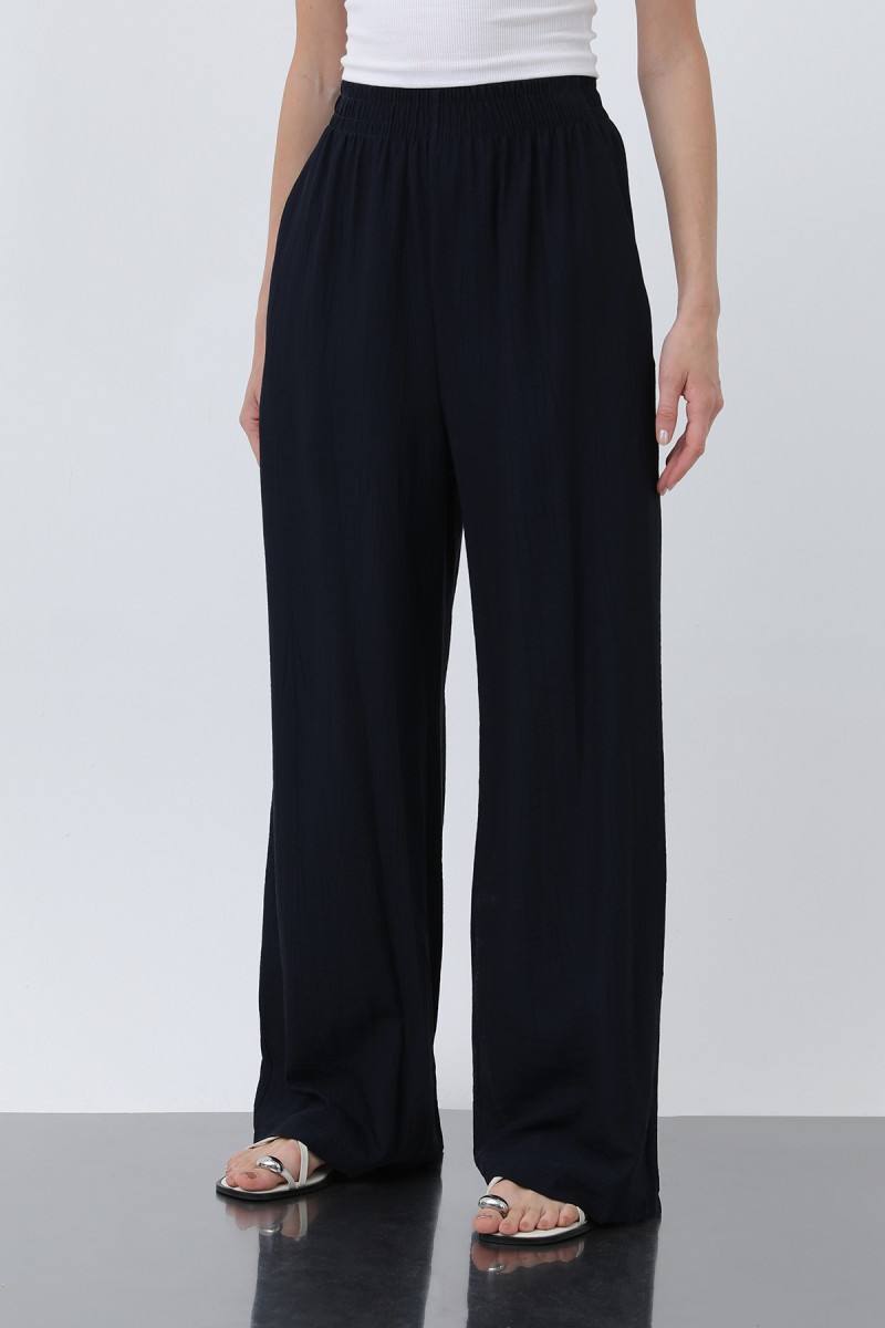 Kadın Beli Lastikli Bol Pantolon - 18239PNT Kadın Beli Lastikli Bol Pantolon - 18239PNT