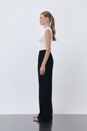Kadın Beli Lastikli Bol Pantolon - 18239PNT Kadın Beli Lastikli Bol Pantolon - 18239PNT