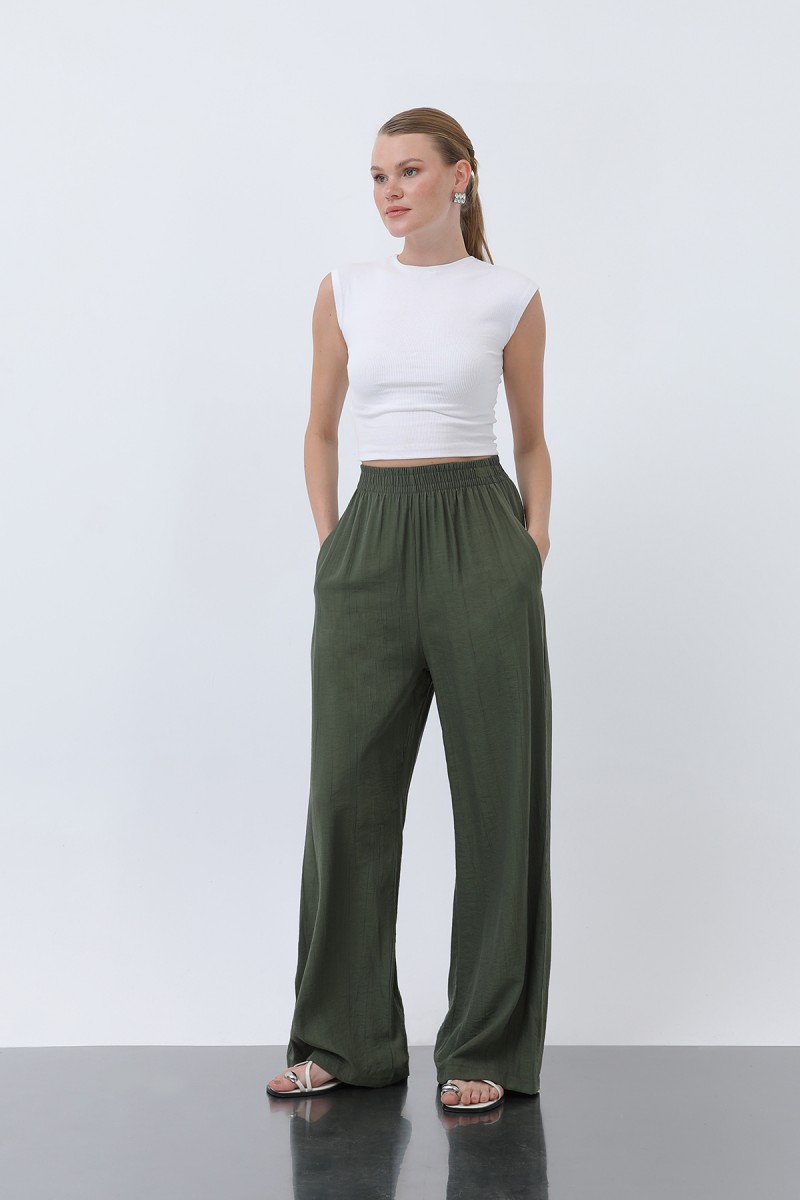 Kadın Beli Lastikli Bol Pantolon - 18239PNT Kadın Beli Lastikli Bol Pantolon - 18239PNT
