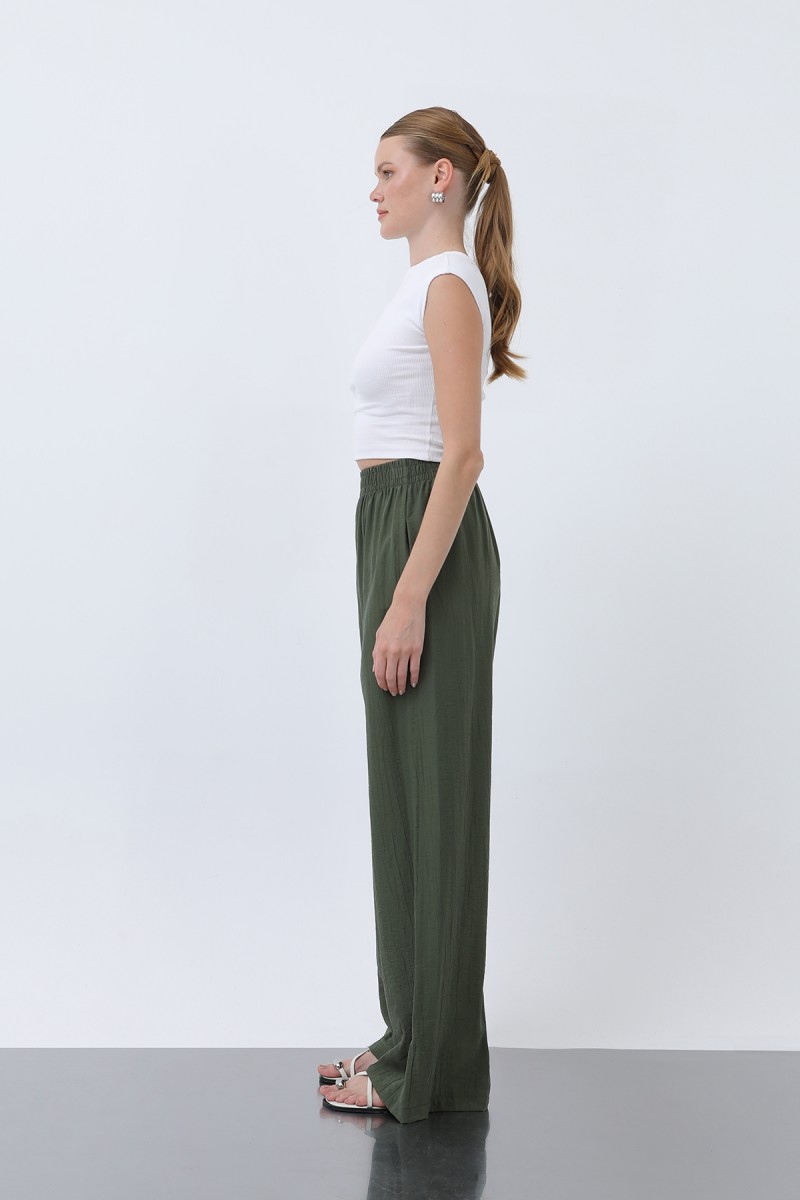 Kadın Beli Lastikli Bol Pantolon - 18239PNT Kadın Beli Lastikli Bol Pantolon - 18239PNT