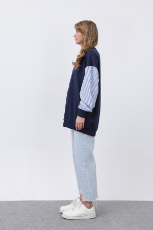 Kadın Şapkalı Köpek Nakışlı Garnili Sweatshirt - 20632SWT Kadın Şapkalı Köpek Nakışlı Garnili Sweatshirt - 20632SWT