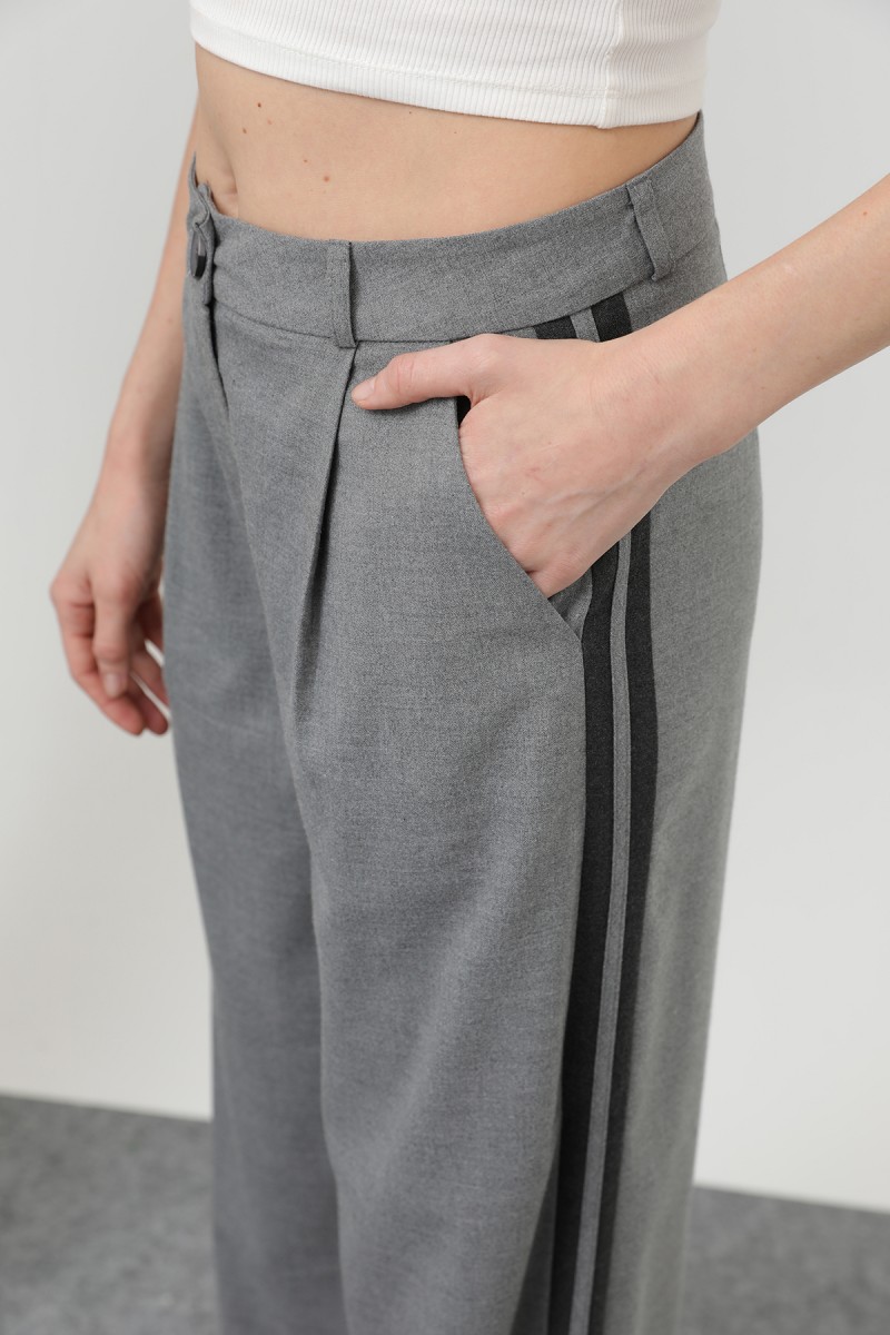 Women's Pleated Garnished Trousers - 32176PNT Women's Pleated Garnished Trousers - 32176PNT