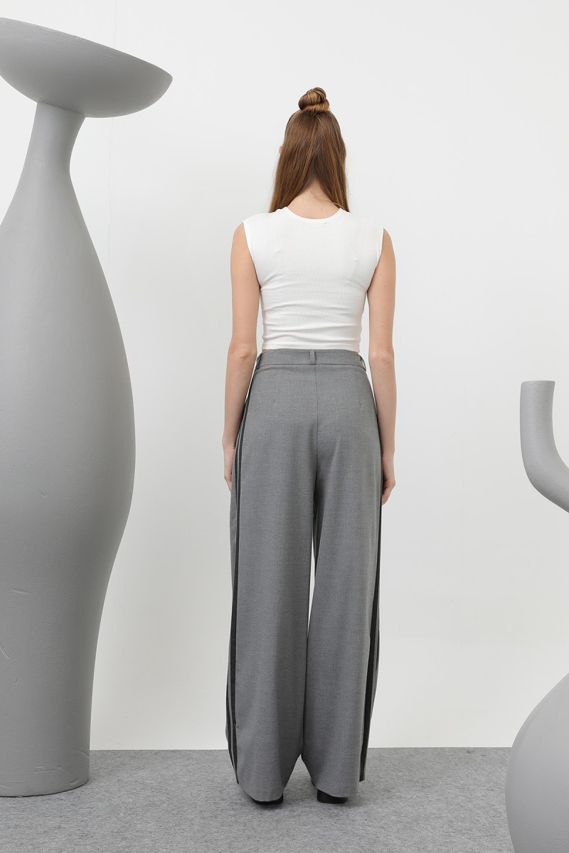 Women's Pleated Garnished Trousers - 32176PNT Women's Pleated Garnished Trousers - 32176PNT