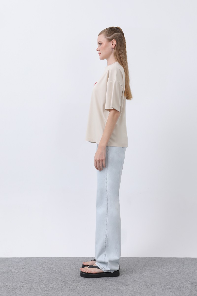 Kadın Köpek Nakışlı Basic Tshirt -32255TSH Kadın Köpek Nakışlı Basic Tshirt -32255TSH