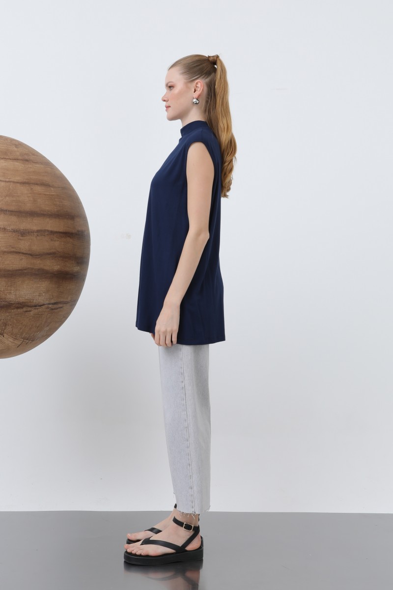 Women's Sleeveless Crew Neck Tunic Long Underwear - 40006BLZ Women's Sleeveless Crew Neck Tunic Long Underwear - 40006BLZ