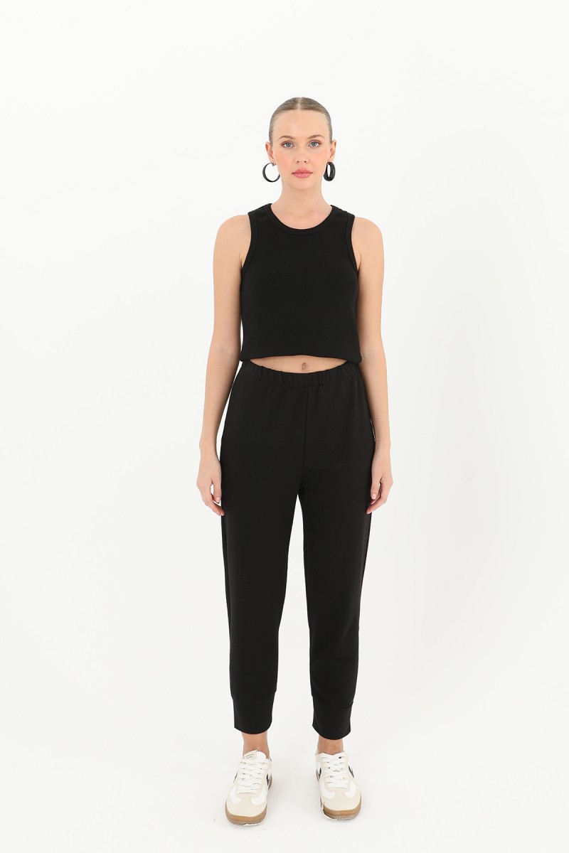 بنطال رياضي نسائي بتفاصيل مضلعة - 30189PNT بنطال رياضي نسائي بتفاصيل مضلعة - 30189PNT