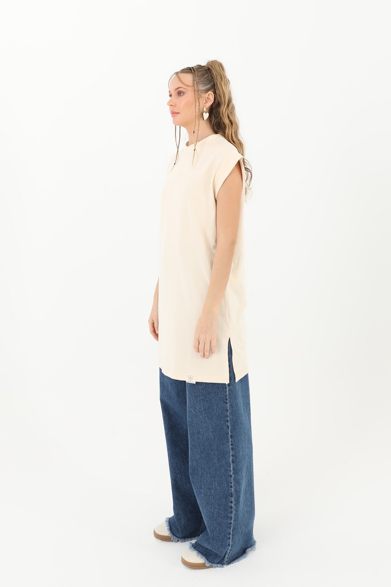 Kadın Basic Kolsuz T-shirt - 30725TUN Kadın Basic Kolsuz T-shirt - 30725TUN