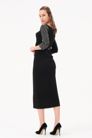 MADONNA V-NECK LONG DRESS MADONNA V-NECK LONG DRESS